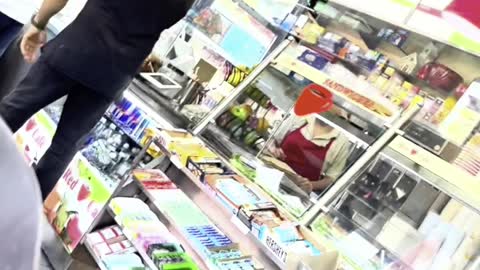 Furious Customers Turn Deli Into Fight Club