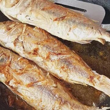 Easy Home cooked Sarciadong Fish Recipe. 🐟 😋 👩‍🍳 #fish #homemade #recipe #cooking #food