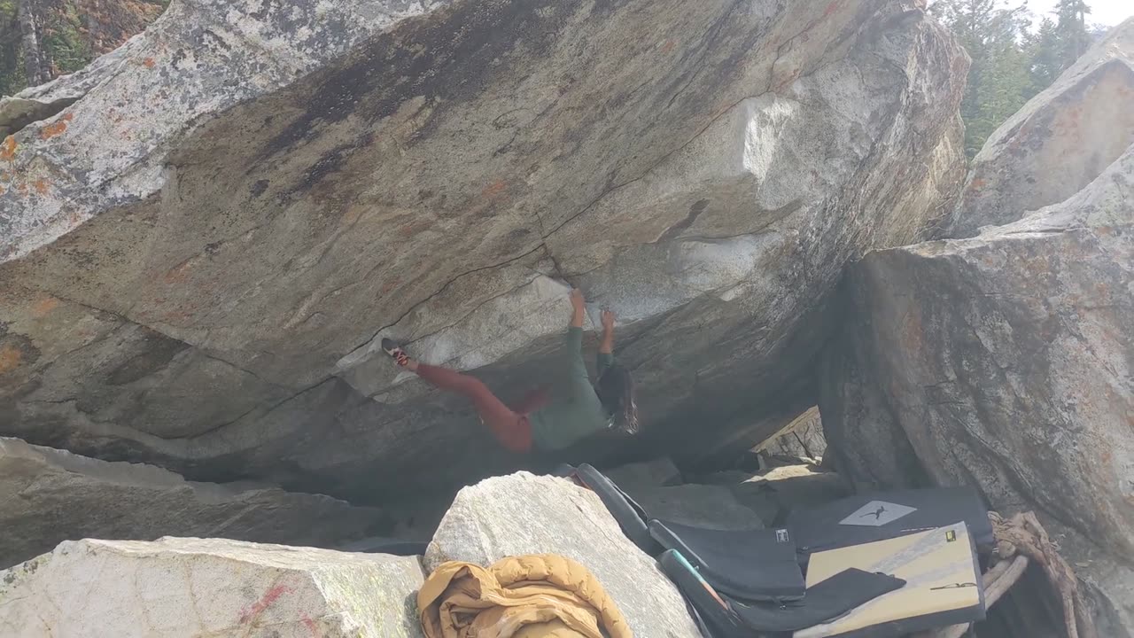 Little Cottonwood Canyon Bouldering - Ring Toss