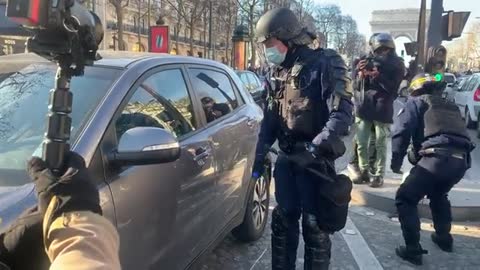 FRANCE update on Freedom Convoy there...