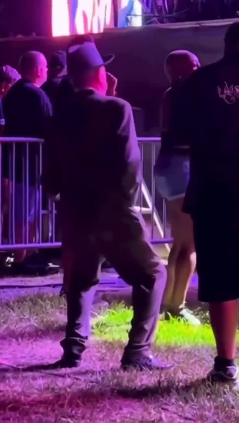 This Guy Knows How To Dance🕺🔥😎