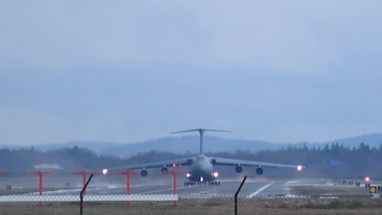 Startende C-5 Galaxy in Ramstein (High Definition)