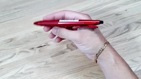 Light Yagami's pen trick from Death Note tutorial! ☠️📓