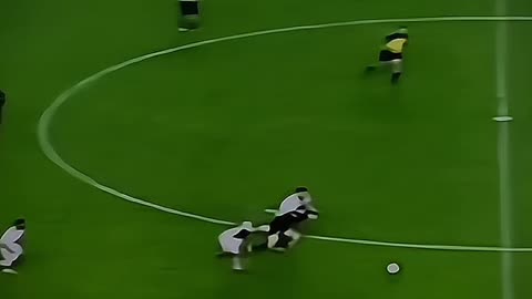 Greatest Footballer in history Zinedine Zidane Skills video