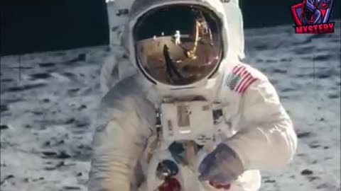 ALIENS ON THE MOON AND MARS