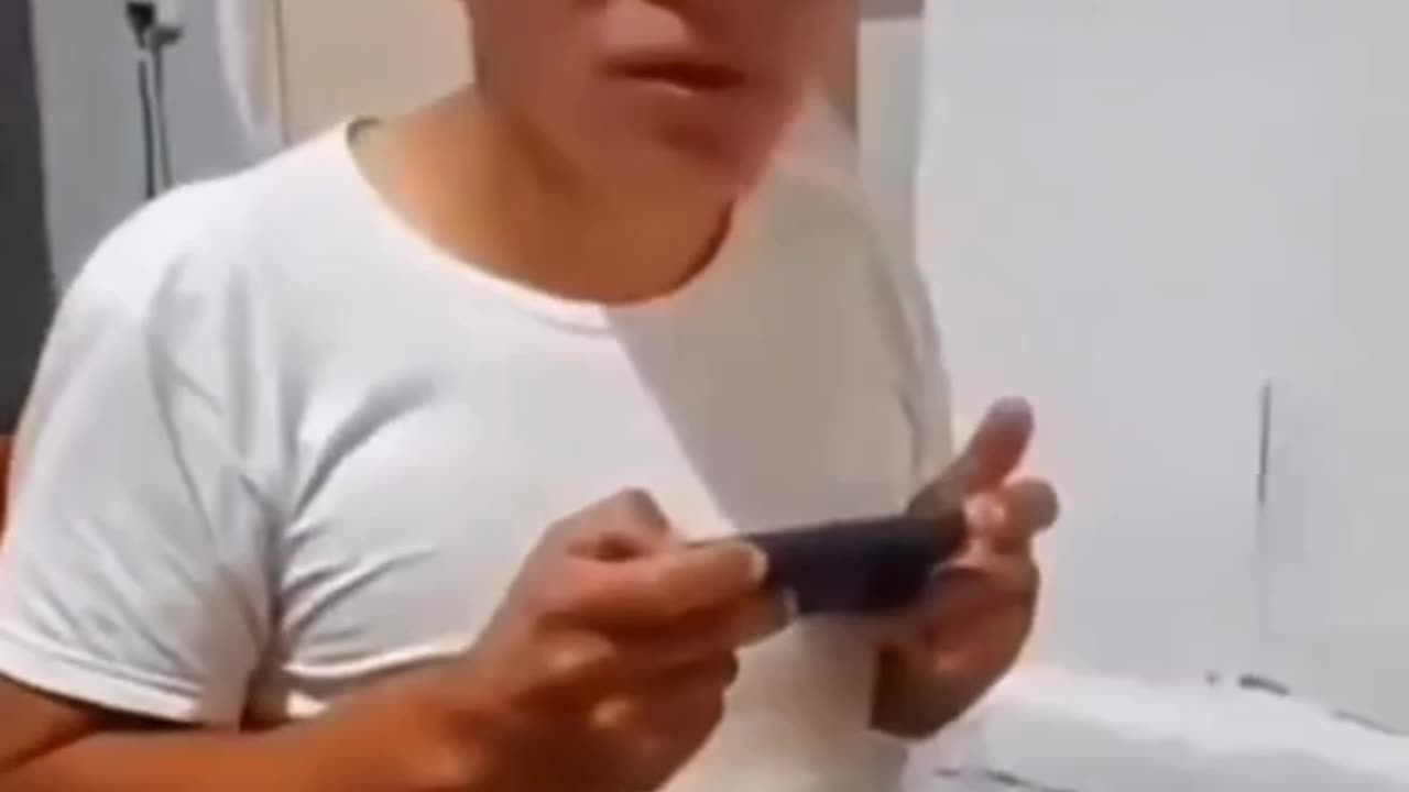People being idiots:Stupidity at its best.