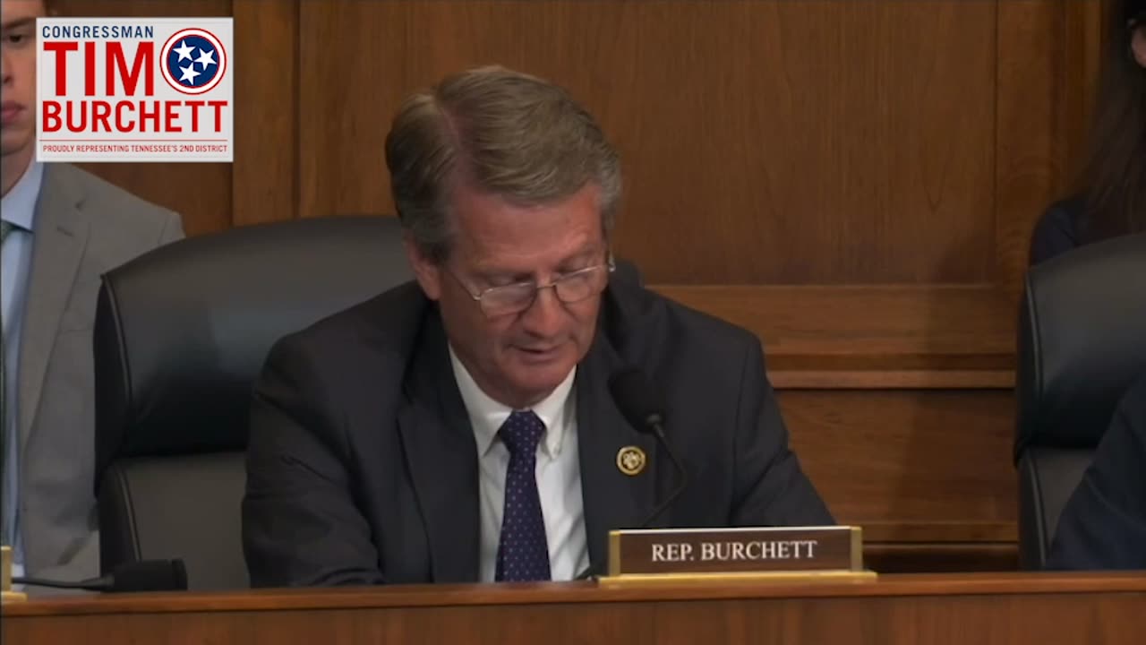 Rep. Burchett questions why Biden admin rehired corrupt USAGM official in Committee hearing