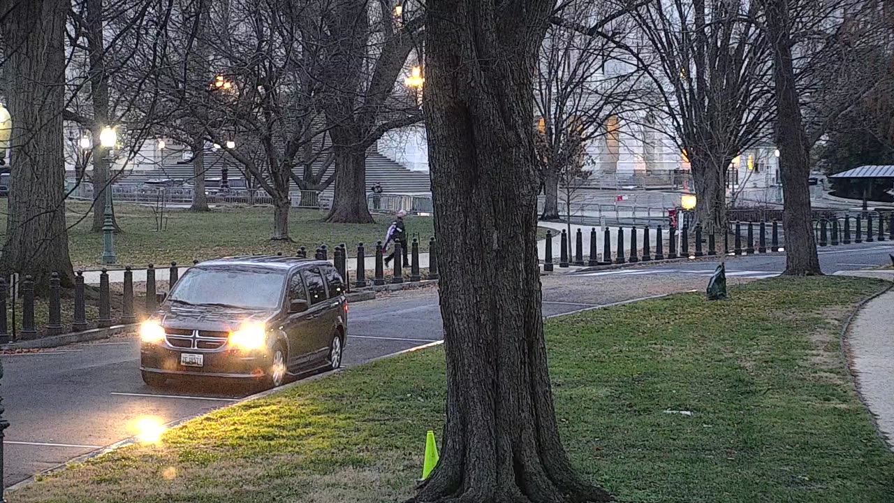 0604USCG00NEDrivenearExit_2021-01-05_16h57min01s250ms.mp4