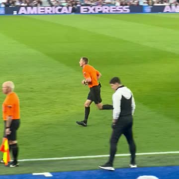 No penalty given to Chelsea after VAR intervened.