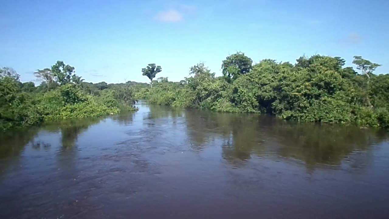 Nivel do Rio Paraguai em cáceres-mt