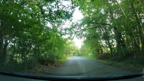 Driving to Weir reservoir car park. Sussex Oct 2022