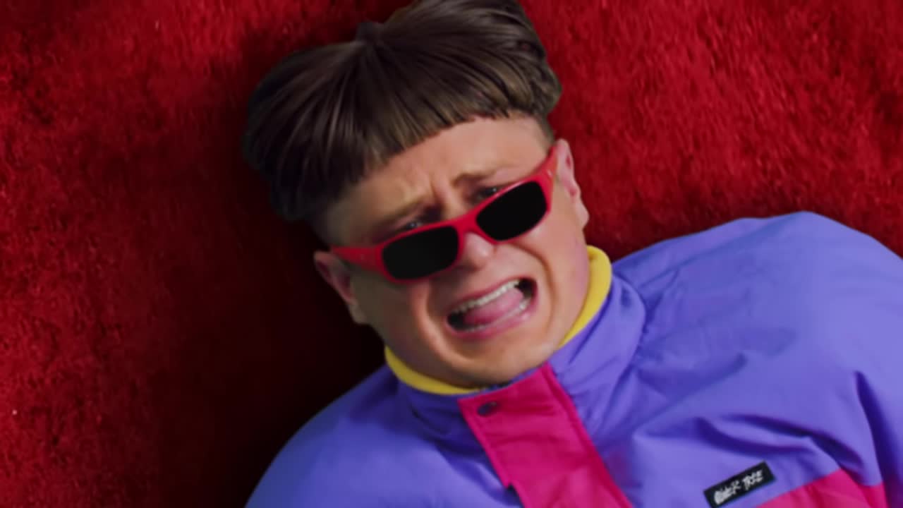 Oliver Tree - Life Goes On [Music Video]