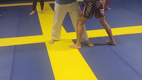 Basic knee tap setup!