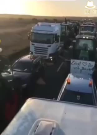 Freedom convoy blocks road in Germany