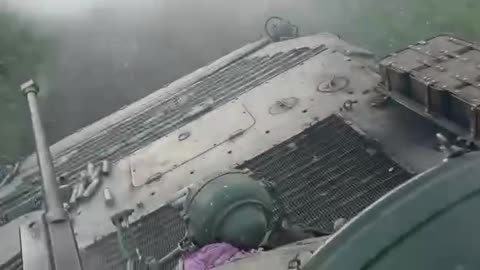 Footage from a Ukrainian BMP-2 Gunner