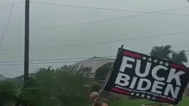 Floridians Are Built Different... 😂