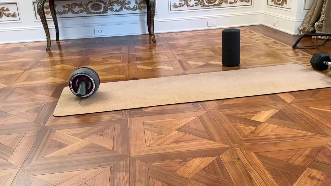 20230309文贵先生GETTR¹：尊敬的战友们好......中国共产党的两会还在意淫搞乱搞死台湾，企图控制世界，搞死美国......