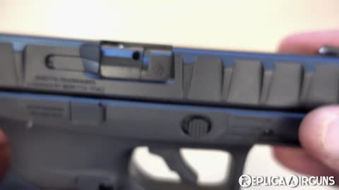 Umarex Beretta APX CO2 Blowback BB Pistol Table Top Review