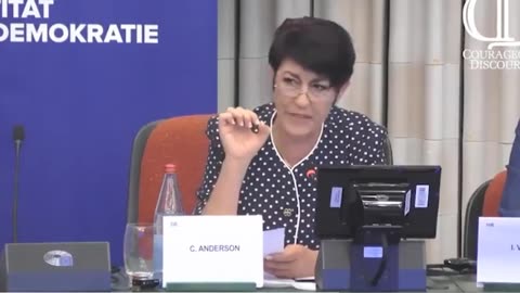 Christine Anderson, EU-parlamentet. Be dem dra åt helvete med sina lögner.