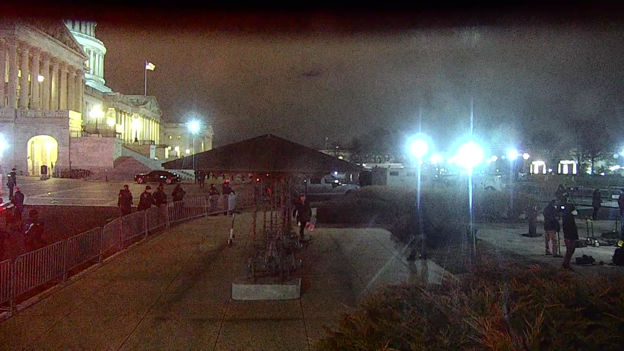 0675USCG00HousePlaza_2021-01-06_19h16min23s393ms.mp4