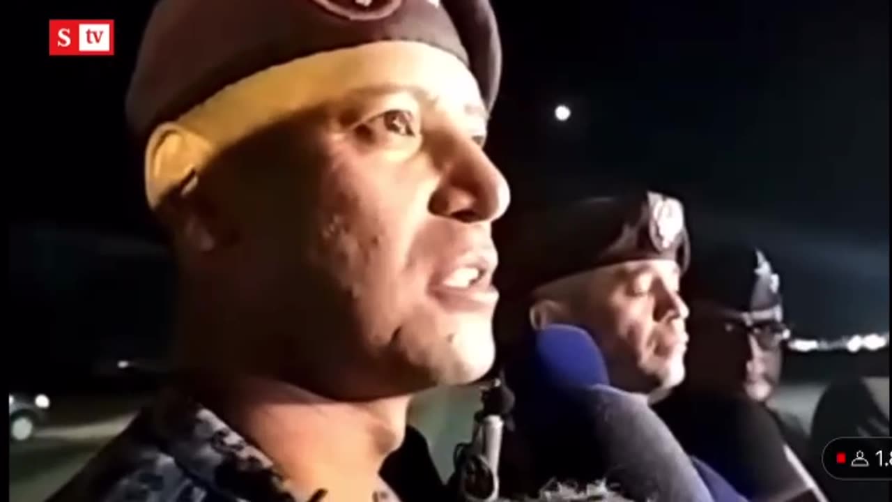 General Sánchez a la llegada de los niños rescatados por los Comandos de las Fuerzas Especiales