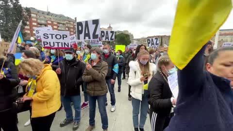 Protesters across the world rally for Ukraine