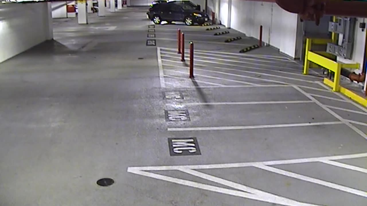 6120RHOBG2G204ALobby4Entrance_2021-01-06_05h00min01s847ms.mp4