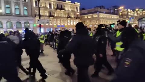 Anti-War Protest in Putin's Hometown of St. Petersburg