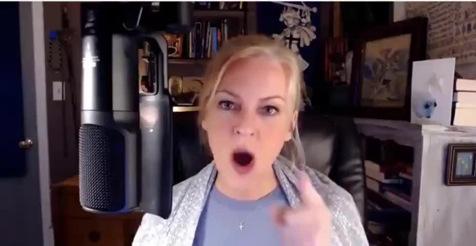 Amazing Polly: Defeat the New World Order by doing this ONE SIMPLE THING