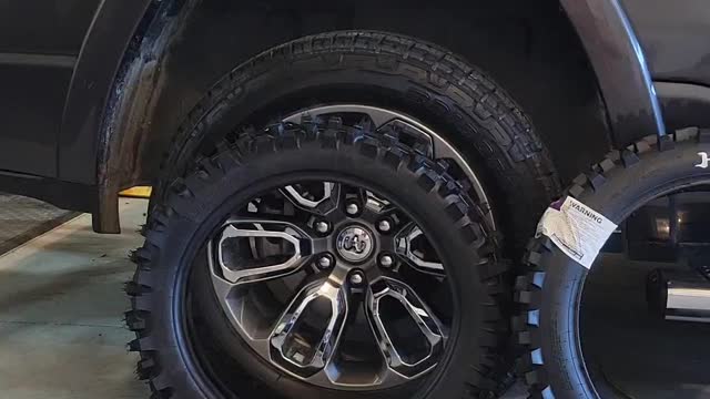 Gummy vs Hard Pack Tire