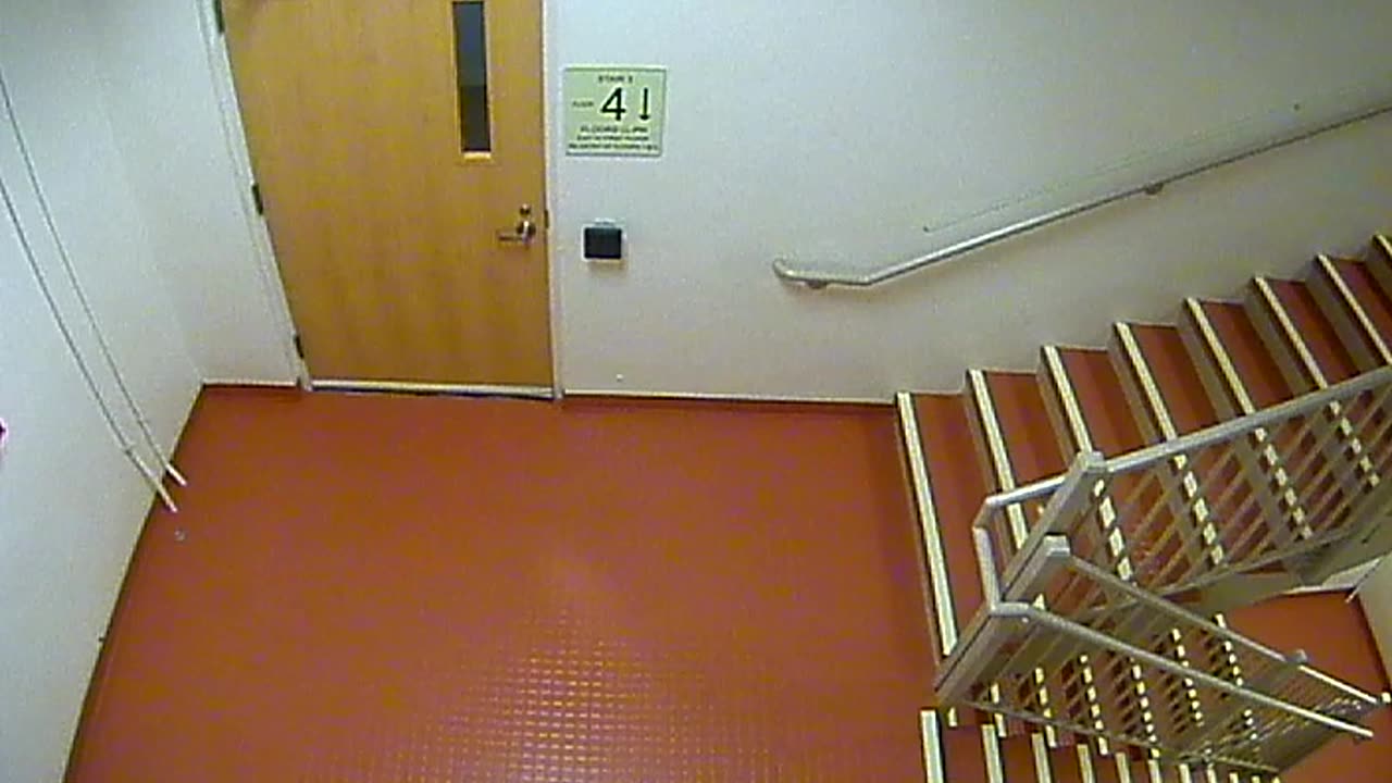 8414OHOB04Stair3_2021-01-06_16h47min09s630ms.mp4