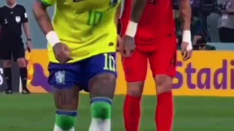 Neymar took the penalty without looking at the ball and fooled the South Korean goalkeeper