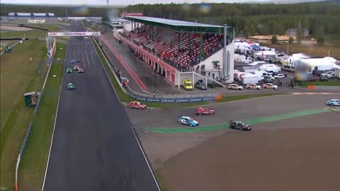 TCR Russia 2020. Race 1 NRing Circuit. Collision