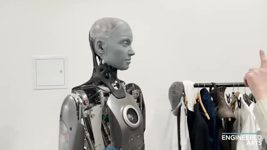 END TIMES - WORLD’S MOST ADVANCED HUMANOID ROBOT “FREAKED OUT” ITS CREATORS ..