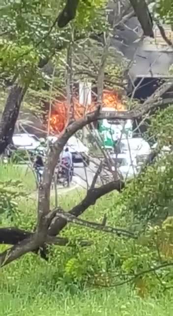 Incendio de buseta en Turbaco