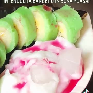 5 minutes cooking - Green Banana Ice from Makassar (Indonesian Food)