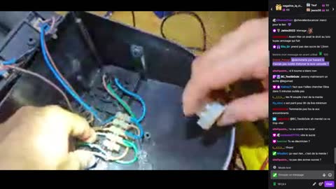 2022-11-10 (1bis.2) - Ménage - Twitch Decheterie (version avec chat)