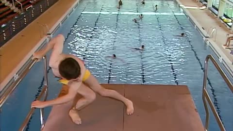 Dive|Mr.Bean!Funny Clip.