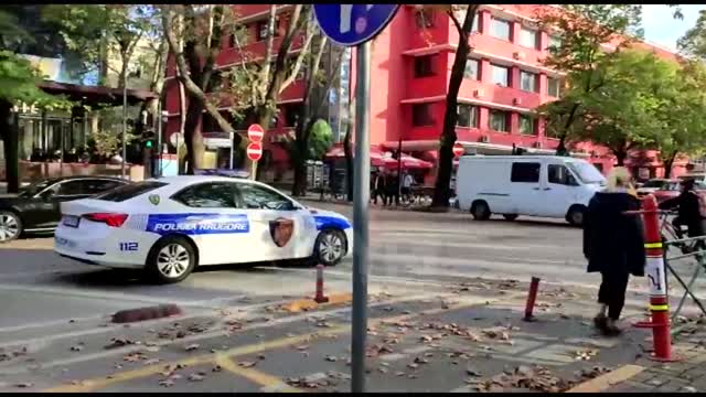 Rama i tmerruar nga qytetarët e vetë