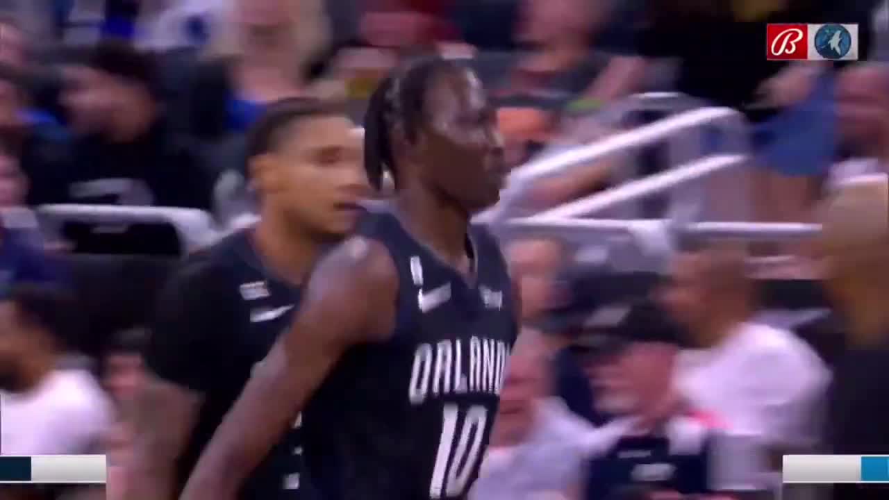 Bol Bol makes entire Wolves look like kids with easiest coast-to-coast bucket🫢