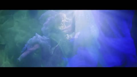 Avril Lavigne - Head Above Water (Official Video) 