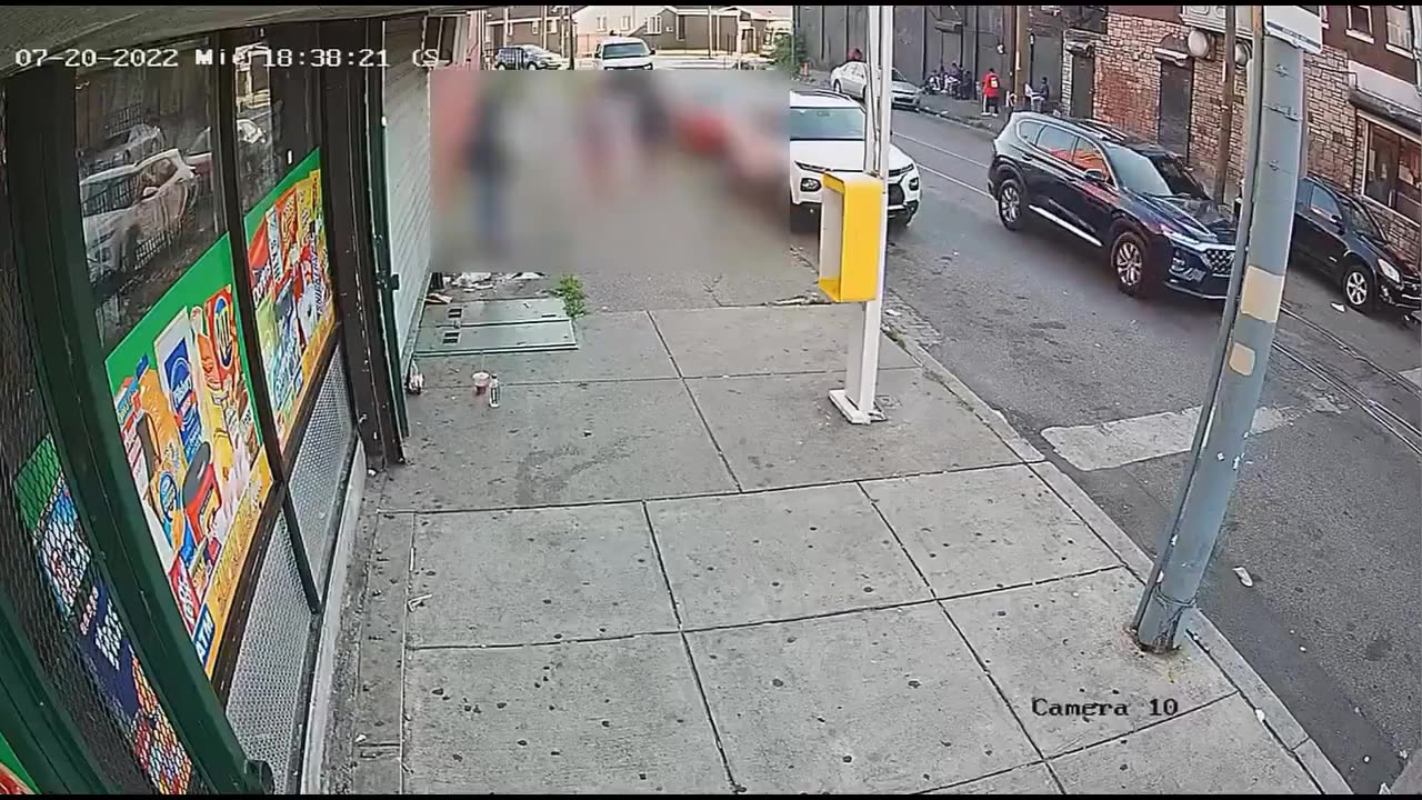 Gunman shoots man at West Philadelphia grocery store before dropping bullets