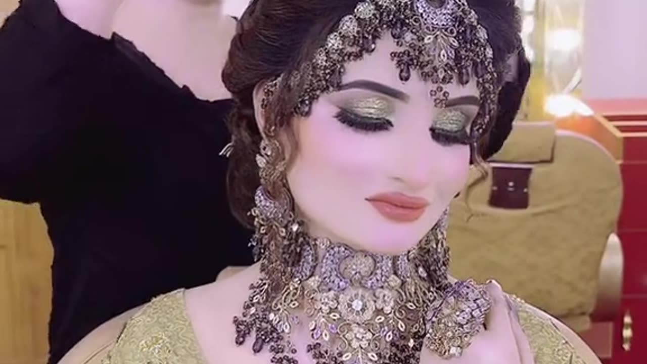 bridal makeup final touch
