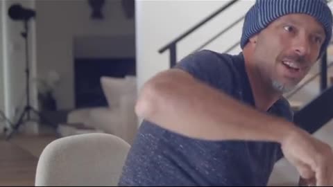 Elite artística compra DVD pirata ... Gilberto Gil passou vergonha