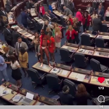 Dancing politicians 🤣