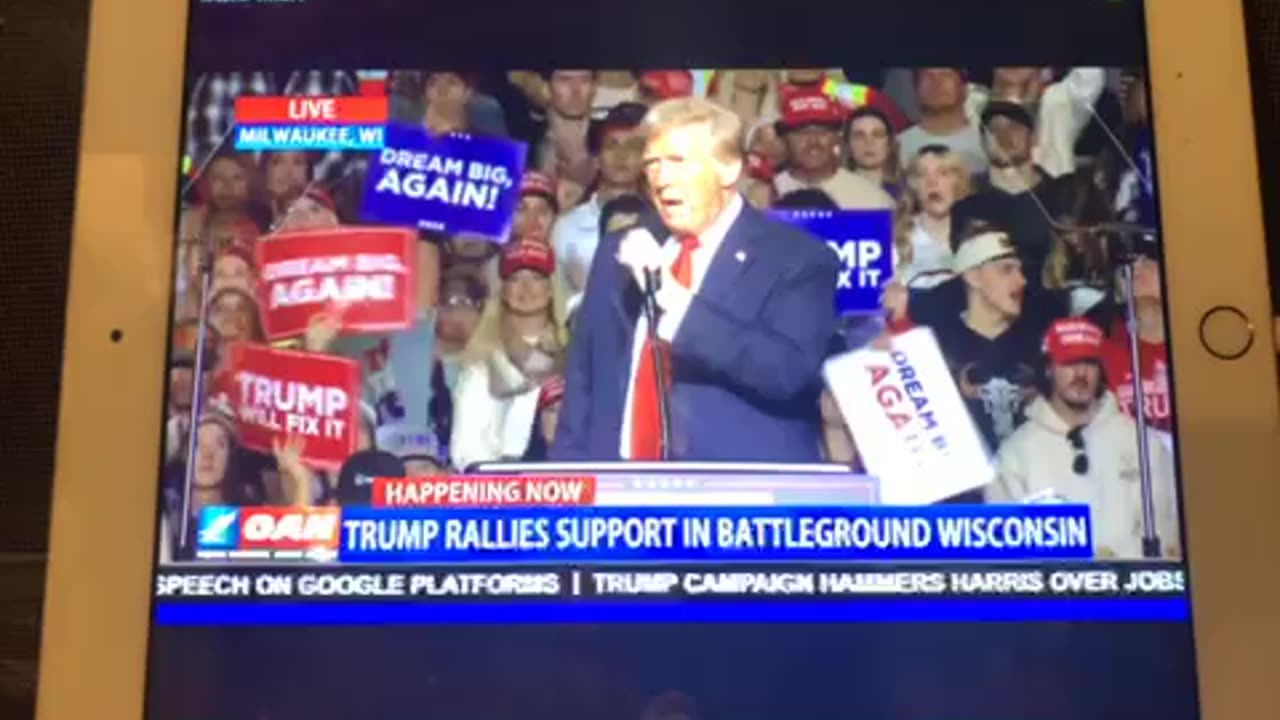 🦅 OAN Milwaukee Wisconsin rally president Donald j trump Friday November 01 10:39 pm