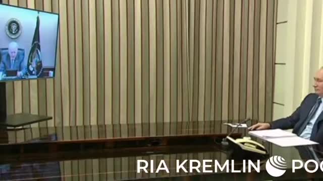Biden gives Putin a wave after apparently forgetting to turn on his microphone