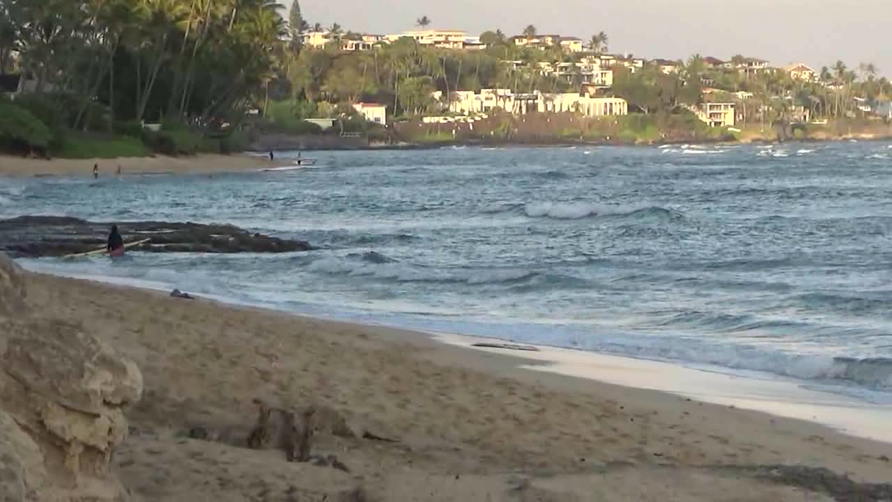 Honolulu, HI — Kuilei Cliffs Beach Park