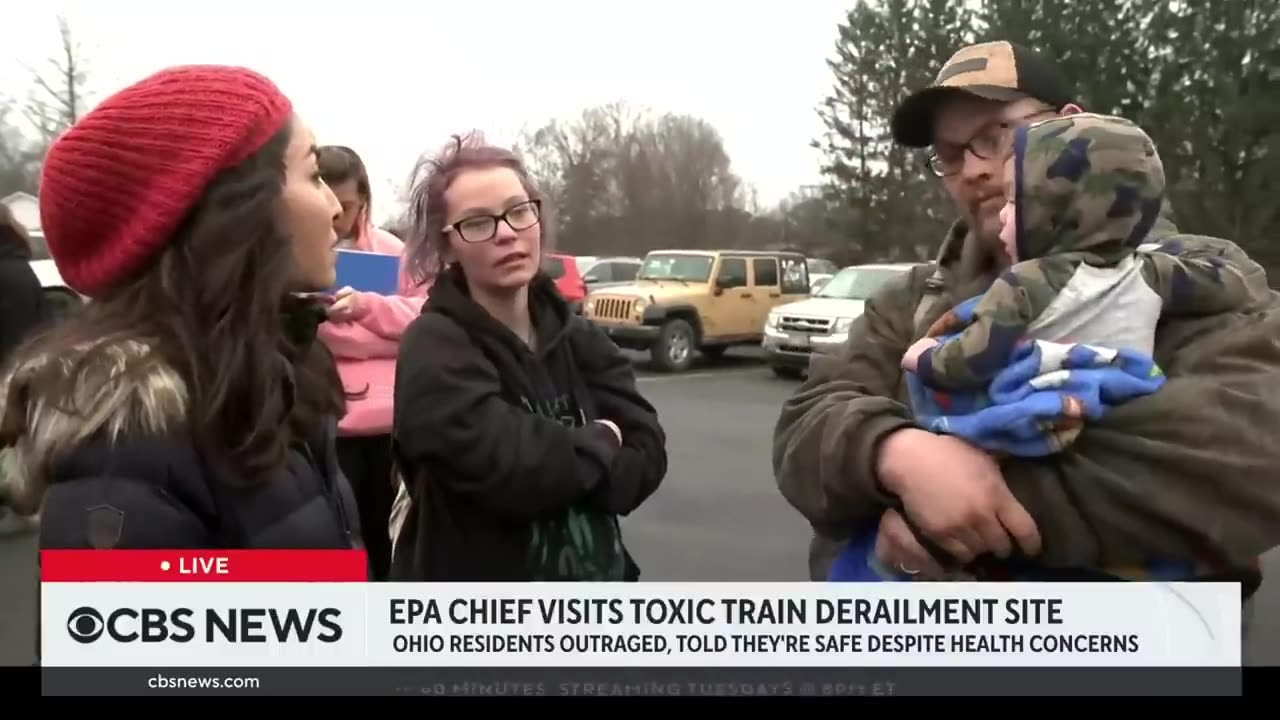 HCNN - DETROIT - Another freight train derails near Detroit as cleanup continues in East Palestine, Ohio