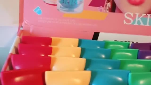 llegó Nuevo Stock de bálsamos labiales, labiales y máscaras de pestañas 😻